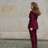 THAIS BURGUND SUIT